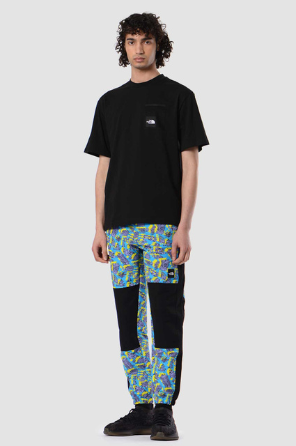 NORTH FACE Box Cut Black Tee - 4