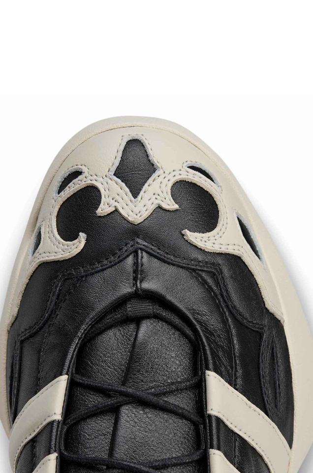 Y-3 Regu 2002 Sneakers Black/Alumin - 6