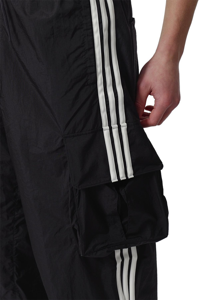 Y-3 Nylon Wired 3 Stripes Cargo Trousers Black  - 6