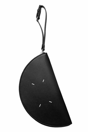 MAISON MARGIELA Half-Moon Leather Clutch Black 