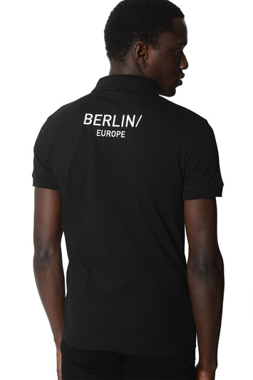 DUST Berlin Piqué Polo-Shirt